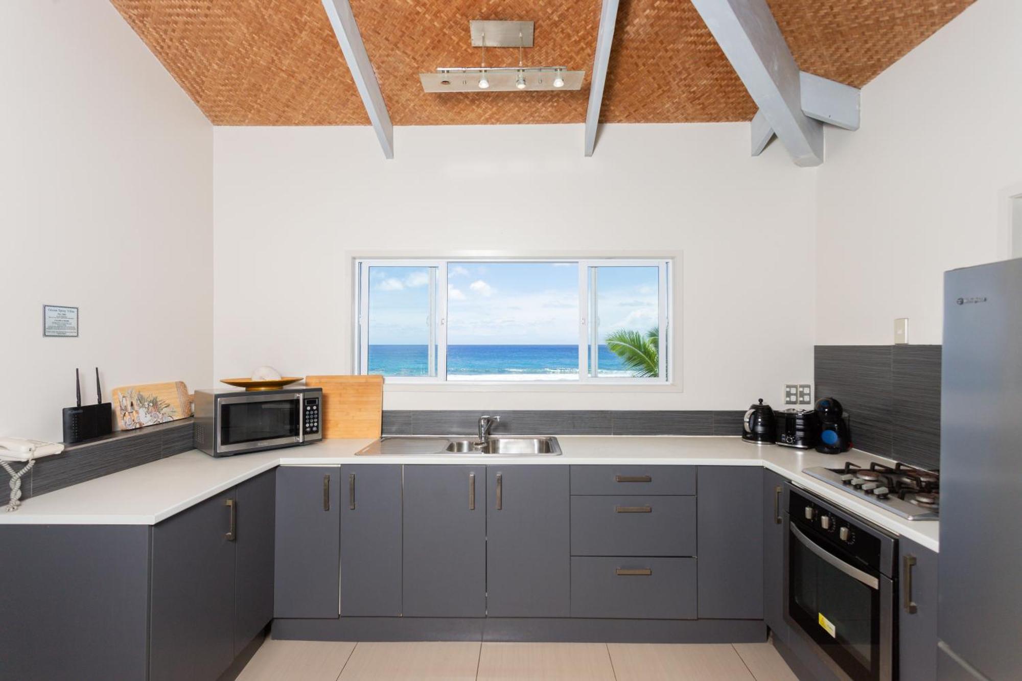 Ocean Spray Villas Rarotonga Exterior photo