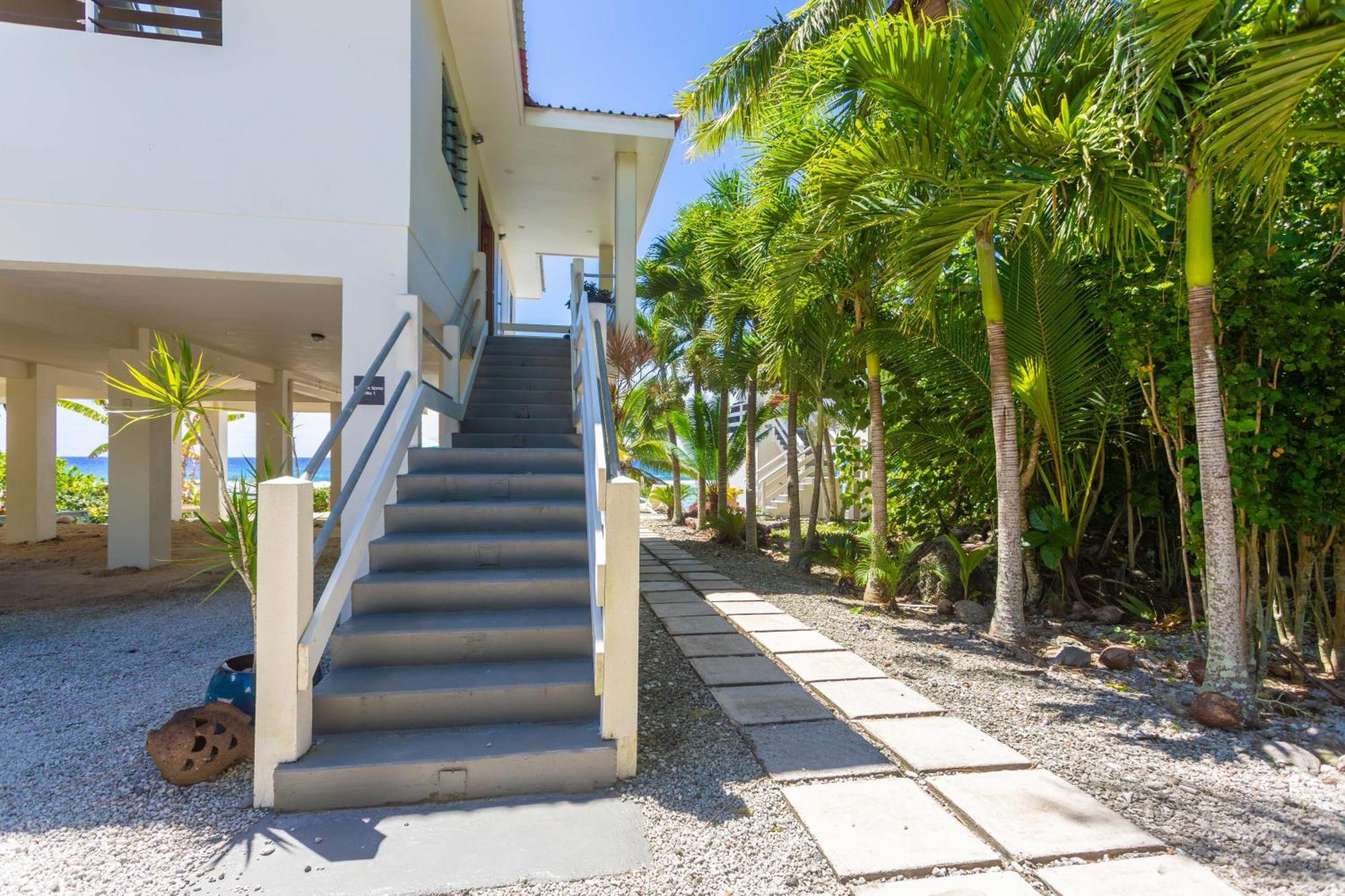 Ocean Spray Villas Rarotonga Exterior photo